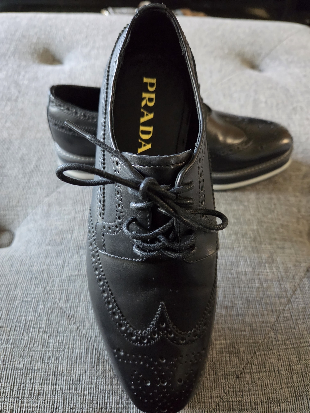 Prada Mens Black Leather Brogue Lace-Up Shoes Prada 5 US 6